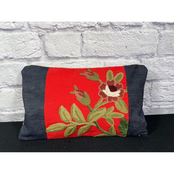 Denim and floral handmade bag for a variety of uses It’s one of a kind. - Picture 1 of 6